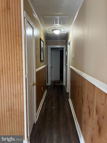 50 GREENWAY DR, Colonial Beach, VA 22443