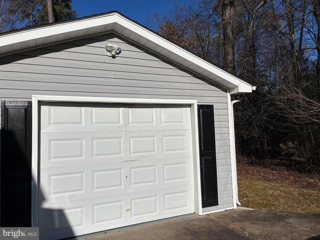 50 GREENWAY DR, Colonial Beach, VA 22443