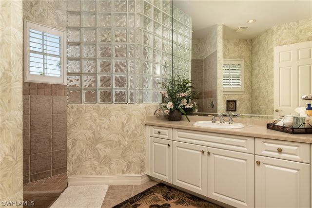 3433 Crayton RD, Naples, FL 34103