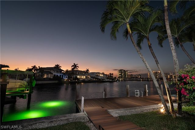 3433 Crayton RD, Naples, FL 34103