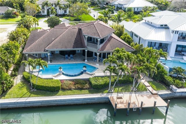 3433 Crayton RD, Naples, FL 34103