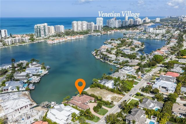 3433 Crayton RD, Naples, FL 34103