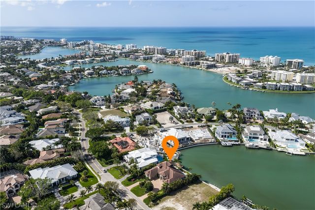 3433 Crayton RD, Naples, FL 34103