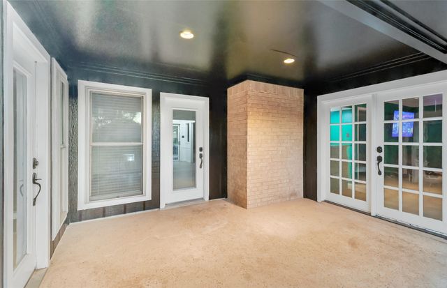 2722 Stoneridge Drive, Garland, TX 75044