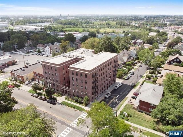 855 Broad Avenue B2, Ridgefield, NJ 07657