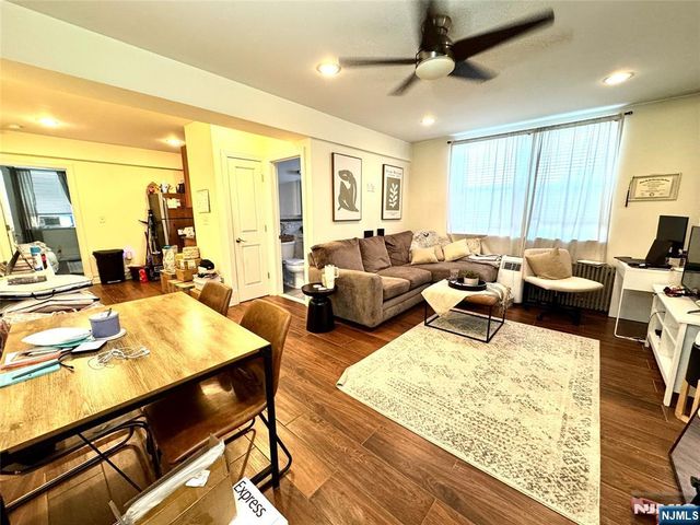 855 Broad Avenue B2, Ridgefield, NJ 07657