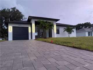 4111 11th ST SW, Lehigh Acres, FL 33976