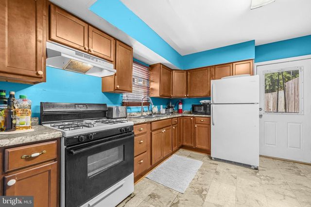 720 N PATRICK ST, Alexandria, VA 22314