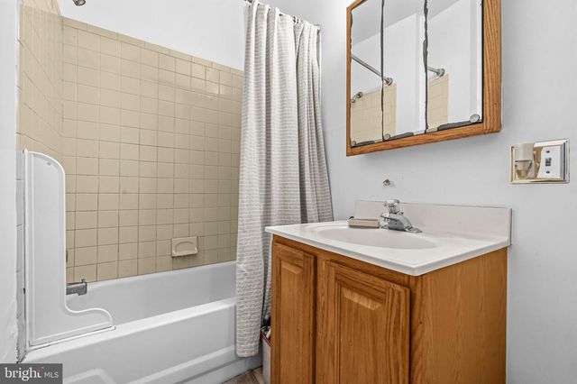 720 N PATRICK ST, Alexandria, VA 22314