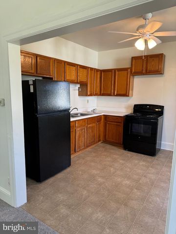 3231 E LINCOLN HWY E, Paradise, PA 17562