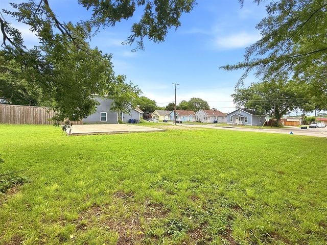 609 N Tennessee Street, Mckinney, TX 75069