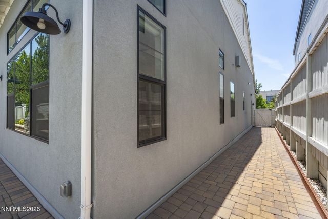 721 W Pleasant Oak Trail, Reno, NV 89511