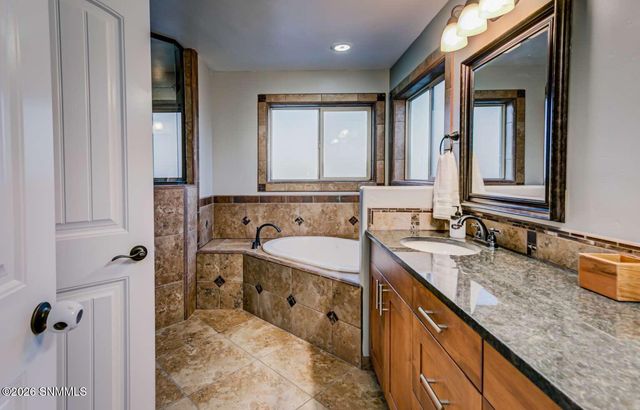 3938 Agua Caliente Drive, Las Cruces, NM 88012