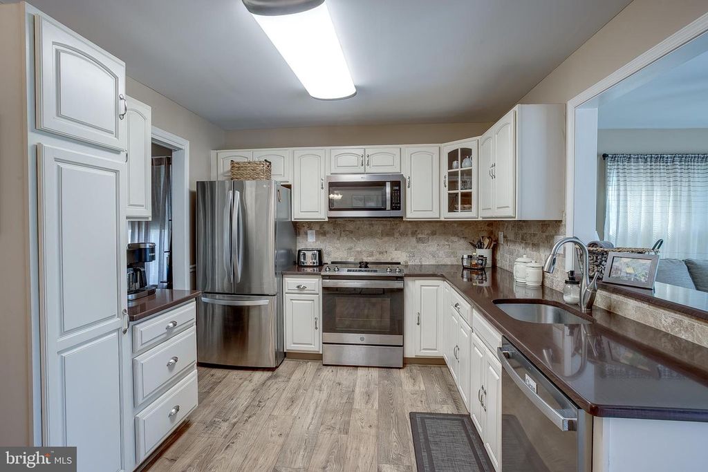 32 FINCHLEY CT, Southampton, NJ 08088