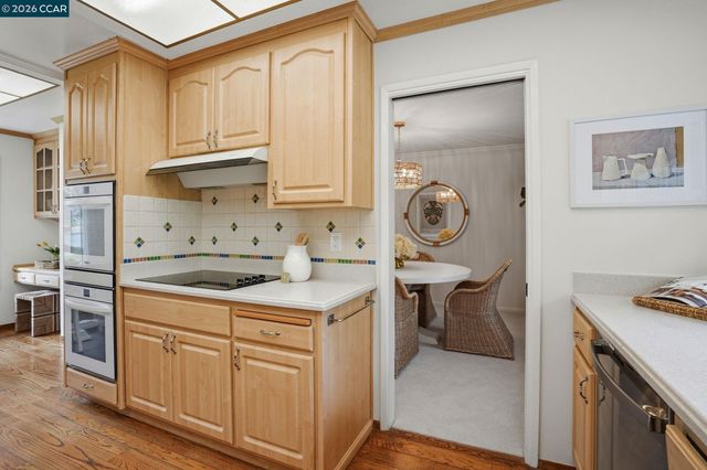 491 Butterfield Pl, Moraga, CA 94556