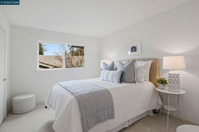 491 Butterfield Pl, Moraga, CA 94556