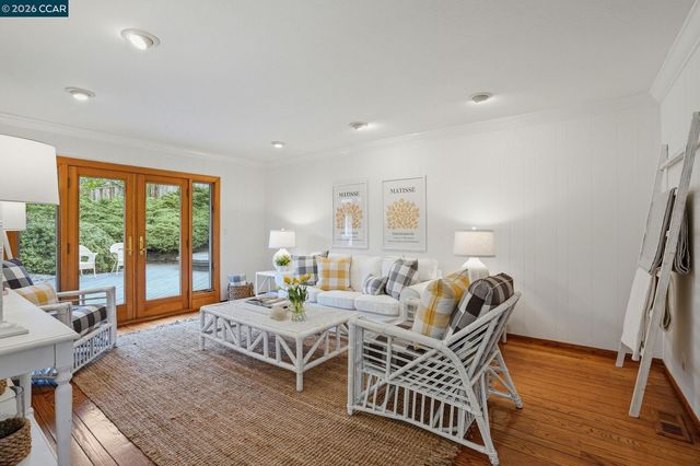 491 Butterfield Pl, Moraga, CA 94556