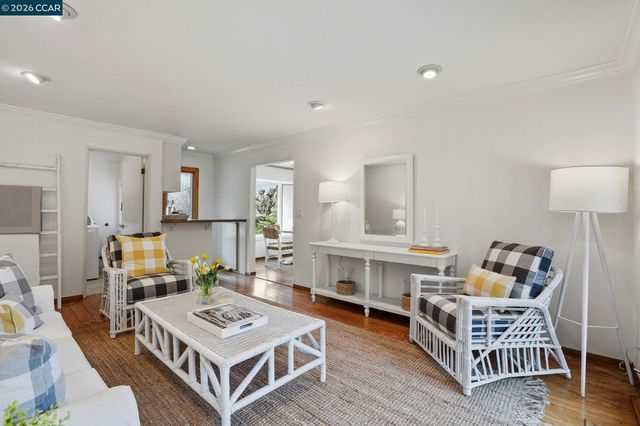 491 Butterfield Pl, Moraga, CA 94556