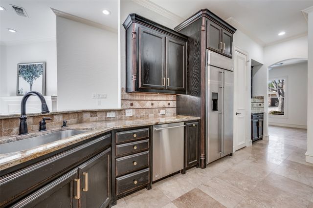 1513 HACKETT CREEK Drive, Mckinney, TX 75072