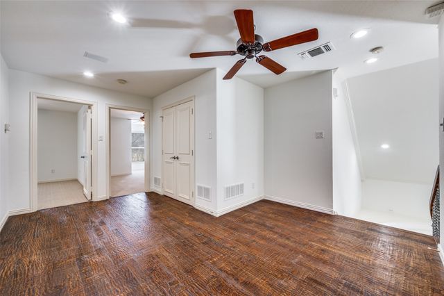 1513 HACKETT CREEK Drive, Mckinney, TX 75072