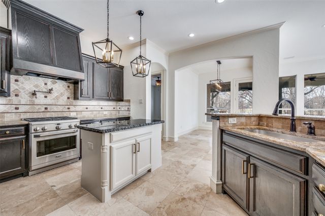 1513 HACKETT CREEK Drive, Mckinney, TX 75072