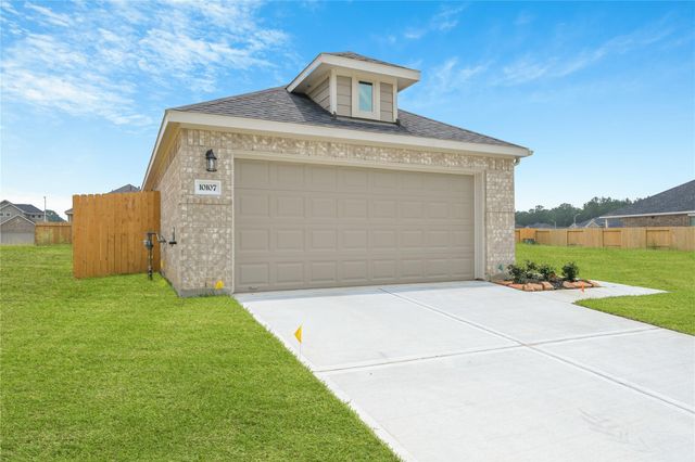 10107 Gold Finch Run, Magnolia, TX 77354