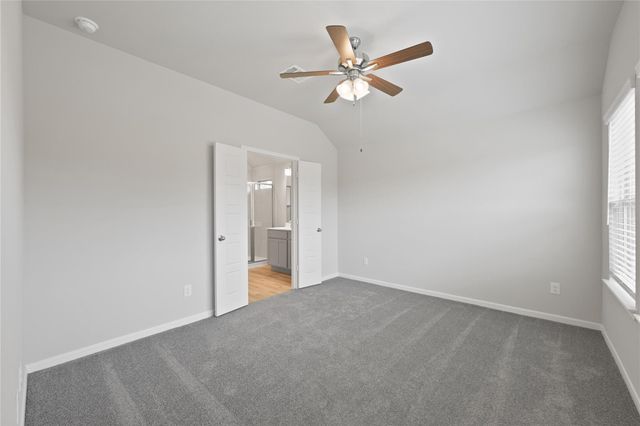 10107 Gold Finch Run, Magnolia, TX 77354