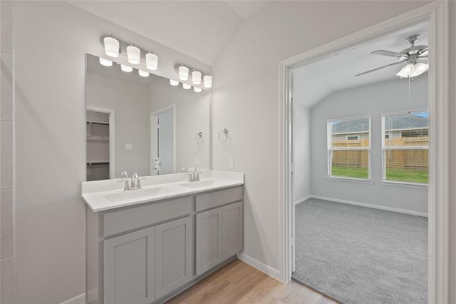 10107 Gold Finch Run, Magnolia, TX 77354