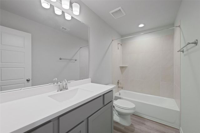 10107 Gold Finch Run, Magnolia, TX 77354