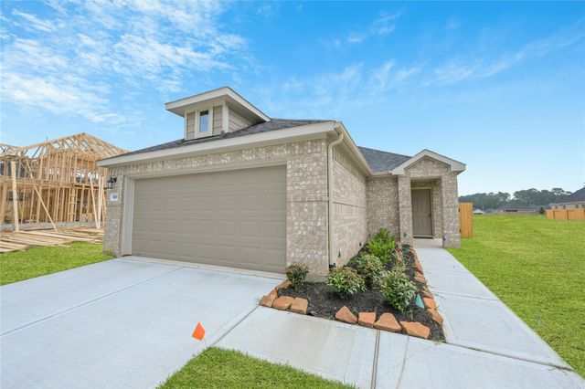 10107 Gold Finch Run, Magnolia, TX 77354