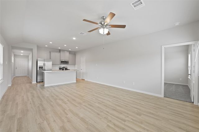 10107 Gold Finch Run, Magnolia, TX 77354