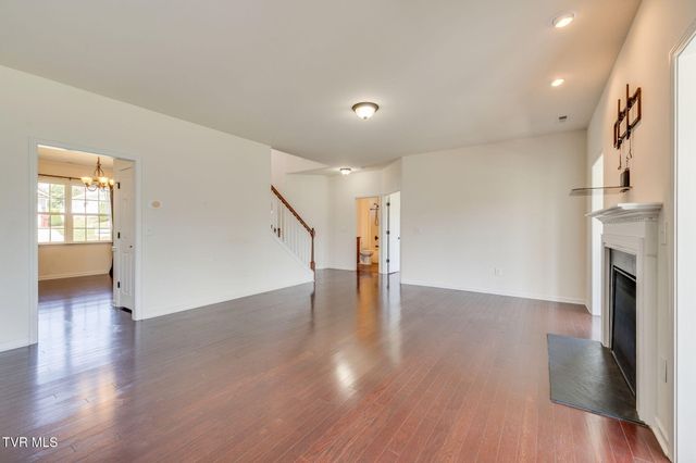 587 Suffolk Road, Johnson City, TN 37615