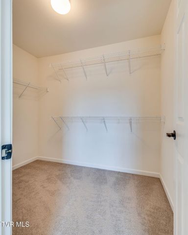 587 Suffolk Road, Johnson City, TN 37615