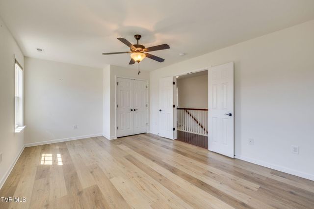 587 Suffolk Road, Johnson City, TN 37615