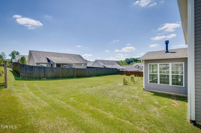 587 Suffolk Road, Johnson City, TN 37615