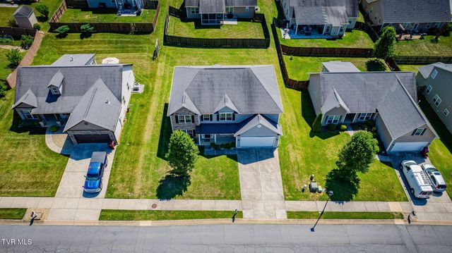 587 Suffolk Road, Johnson City, TN 37615