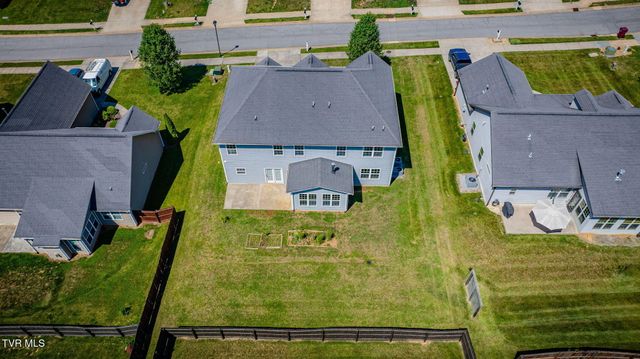 587 Suffolk Road, Johnson City, TN 37615