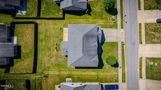 587 Suffolk Road, Johnson City, TN 37615