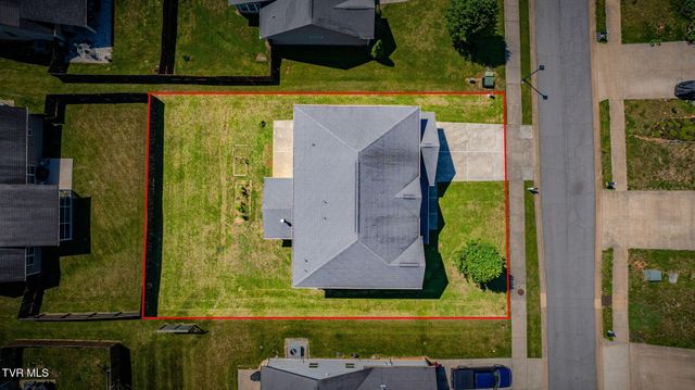 587 Suffolk Road, Johnson City, TN 37615