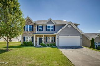 587 Suffolk Road, Johnson City, TN 37615