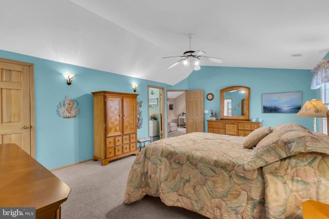 82 JERI ANN DR, Manahawkin, NJ 08050