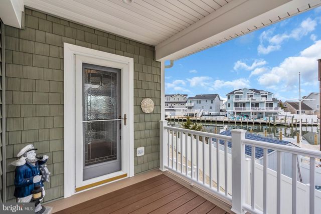 82 JERI ANN DR, Manahawkin, NJ 08050