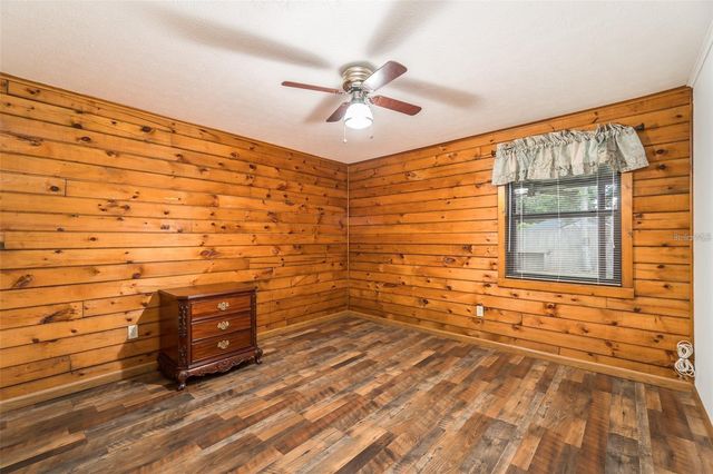 4107 ROBIN WAY, Valrico, FL 33594