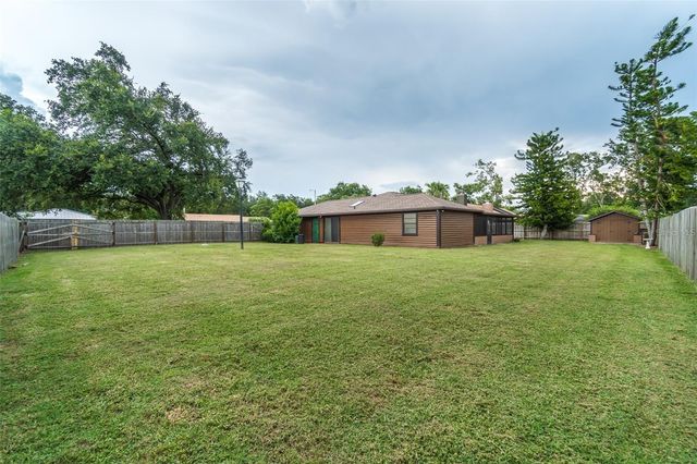 4107 ROBIN WAY, Valrico, FL 33594