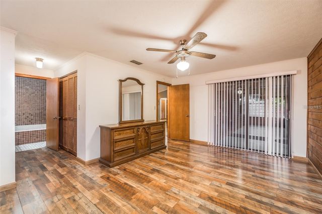 4107 ROBIN WAY, Valrico, FL 33594