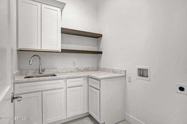 15936 SHARK Road W, Jacksonville, FL 32226