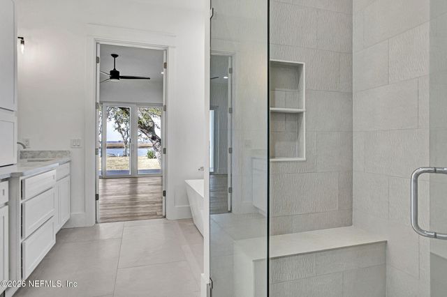 15936 SHARK Road W, Jacksonville, FL 32226