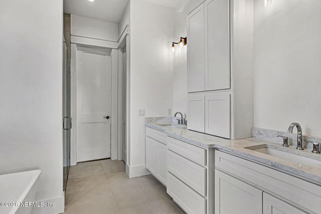 15936 SHARK Road W, Jacksonville, FL 32226