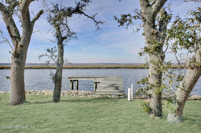 15936 SHARK Road W, Jacksonville, FL 32226