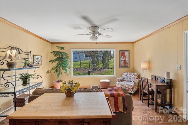 3123 Cheryl Drive, Hendersonville, NC 28792